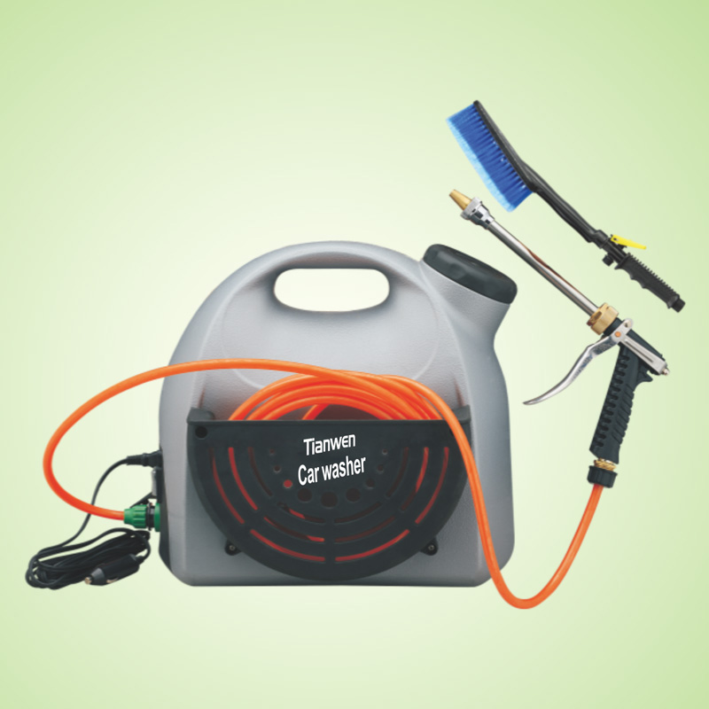 TW-Q1301  Onboard car washer